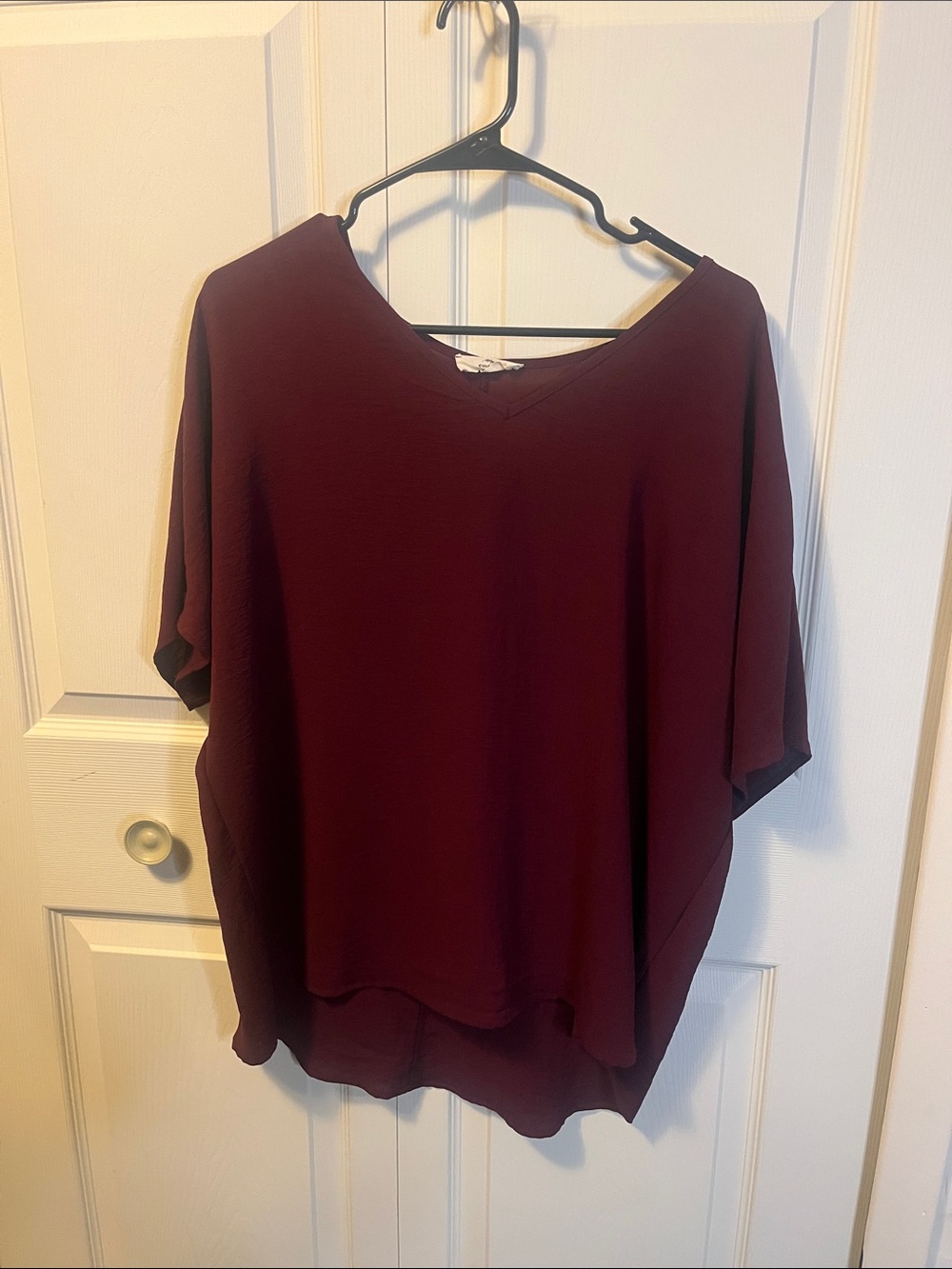 entro Wine V-Neck Dolman Sleeve Blouse